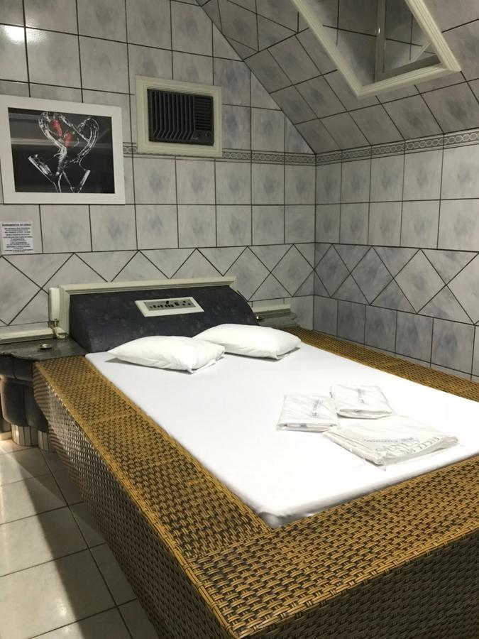 Genus Motel (Adults Only) 우베라바 외부 사진